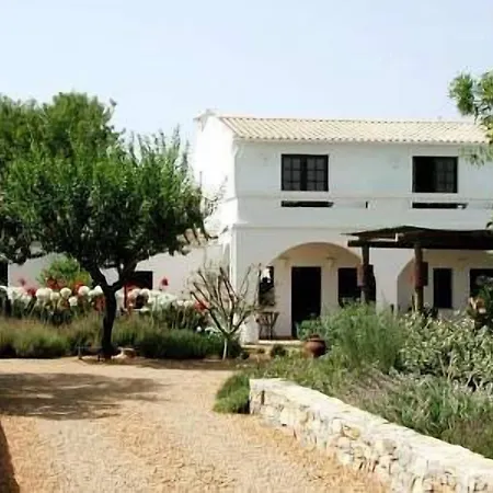Quinta Da Lua Bed & Breakfast