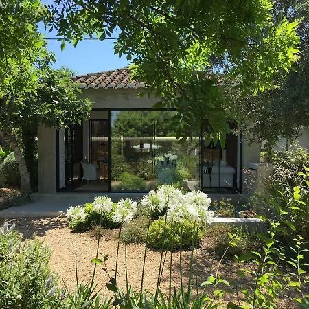 Quinta Da Lua Bed & Breakfast