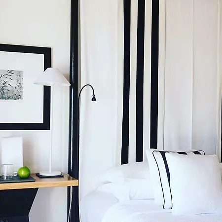 Quinta Da Lua Bed & Breakfast